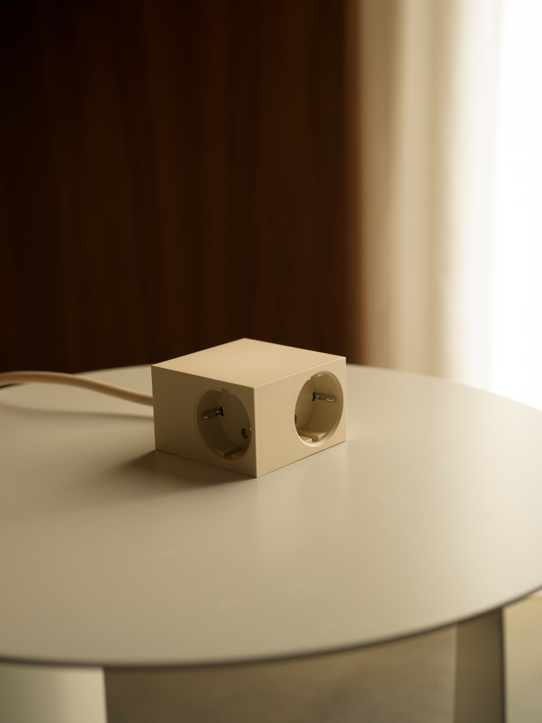 Cuboid+ Pearled Ivory