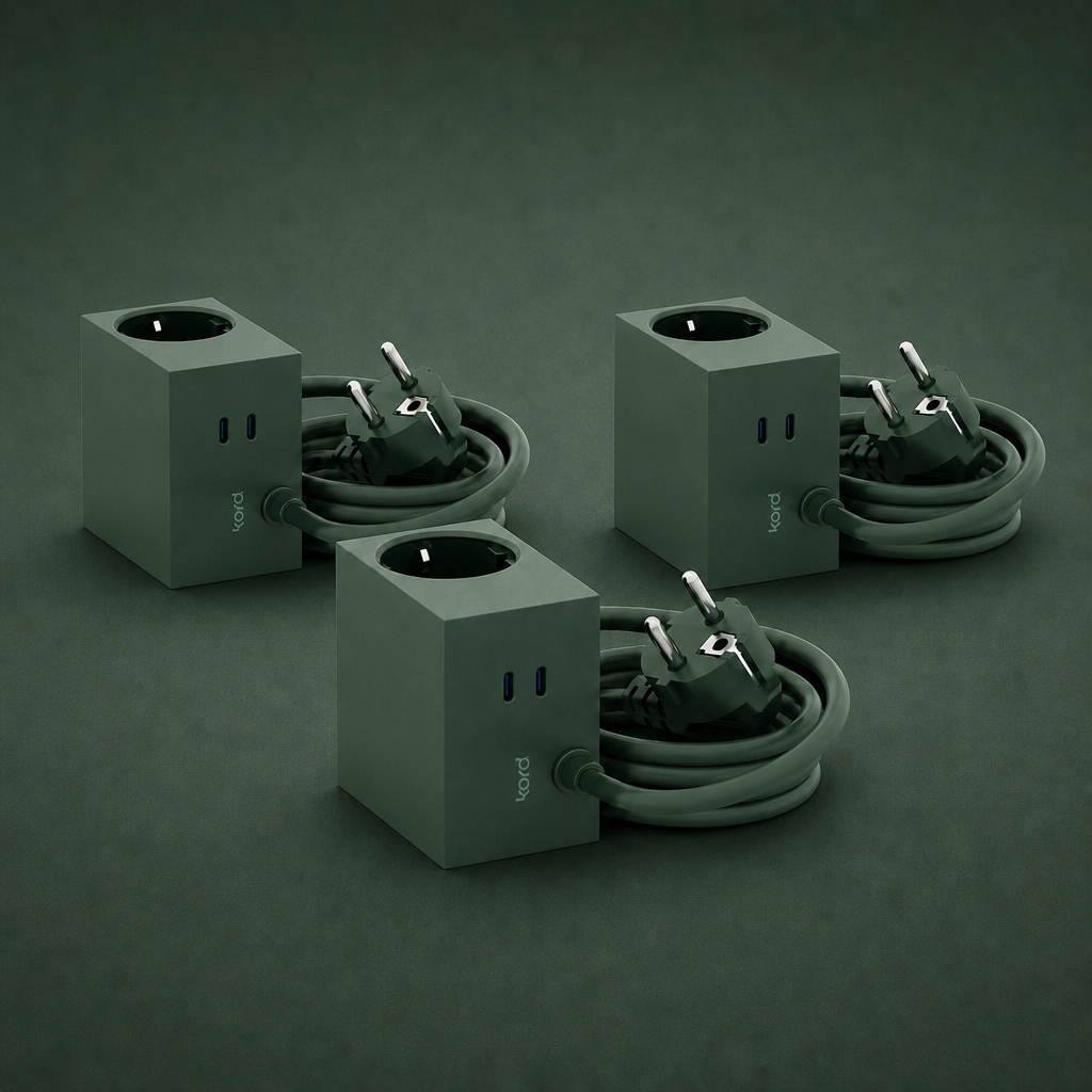 magnific__recreate-the-exact-composition-layout-and-styling-__32569.png
